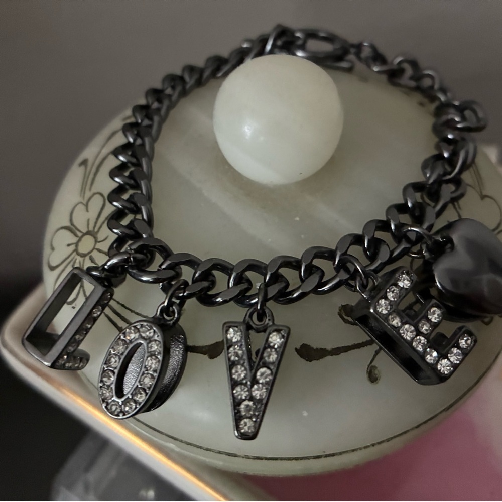Love Charm Chain Bracelet in Black